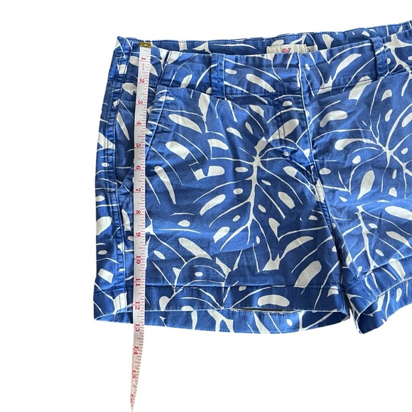 Vineyard Vines Monstera Printed Every Day Shorts Size 8 Blue White Printed Leave - Picture 8 of 9
